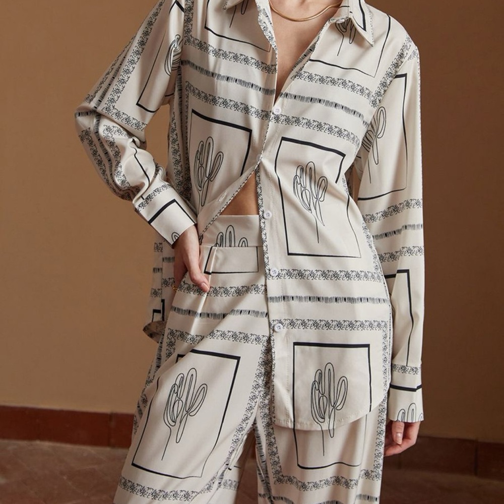 NWT Micas 2 Piece Set Pants and Long Sleeve Bottom Down Top - Picture 2 of 8